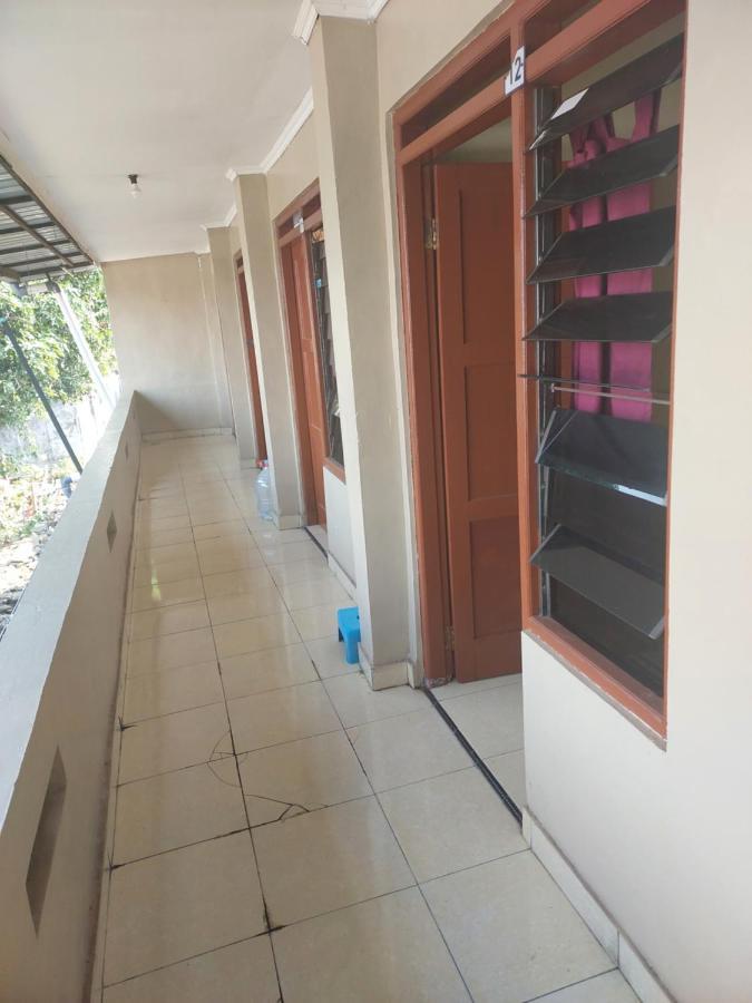 Nusantara Kost Syariah Bulanan Harian Kalasan Exterior photo